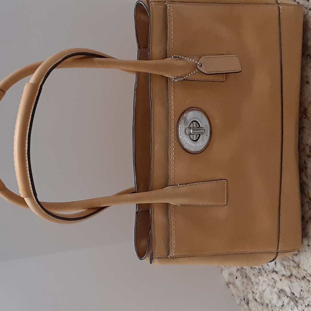 Coach Shoulder Bag